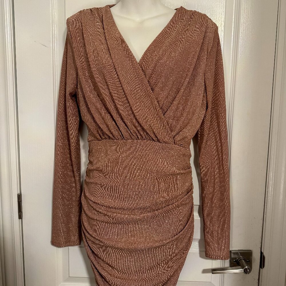 Robe de soirée rose gold pailletée